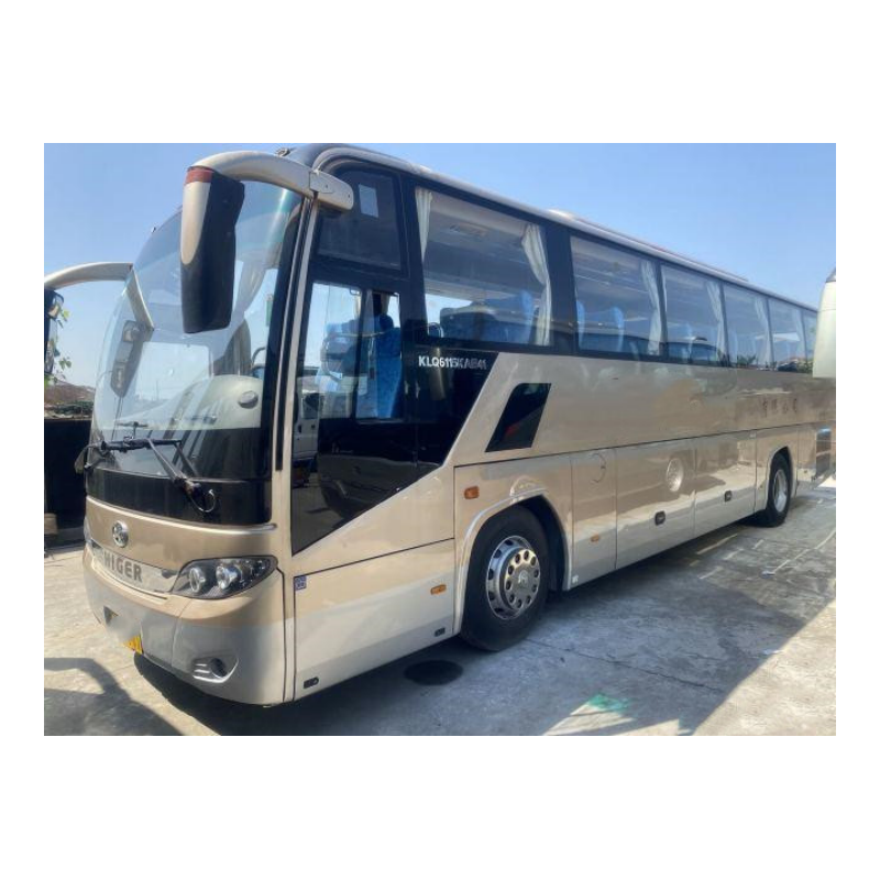 Urban Transportation Luxury Coach Bus 51 Seats HIGER KLQ6115 Diesel Engine Manual Transmission Euro 5 Emission Standard Price
